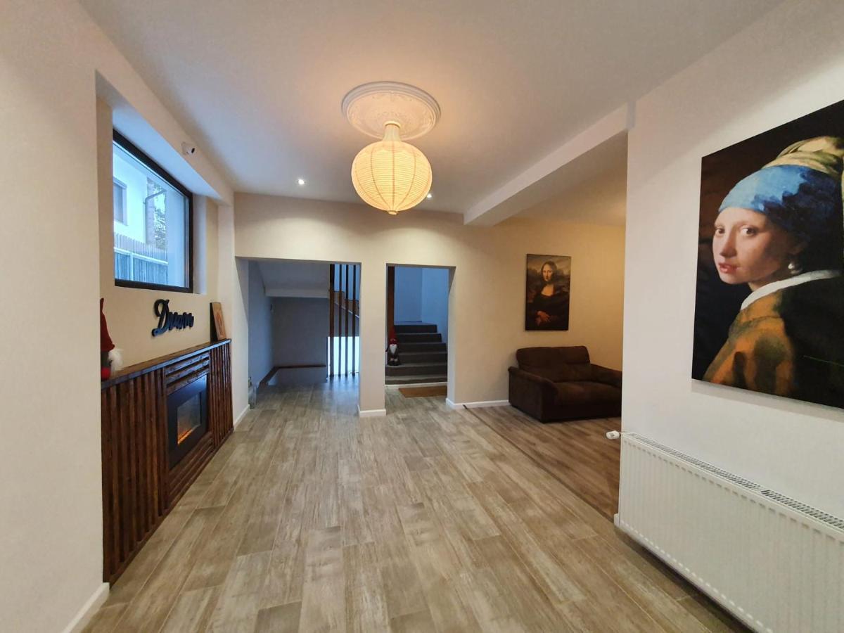 Vila Panoramic בוסטאני מראה חיצוני תמונה